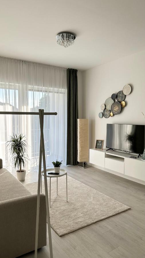 Linden Apartman 104 - Adults Only Мошонмадяровар Екстер'єр фото